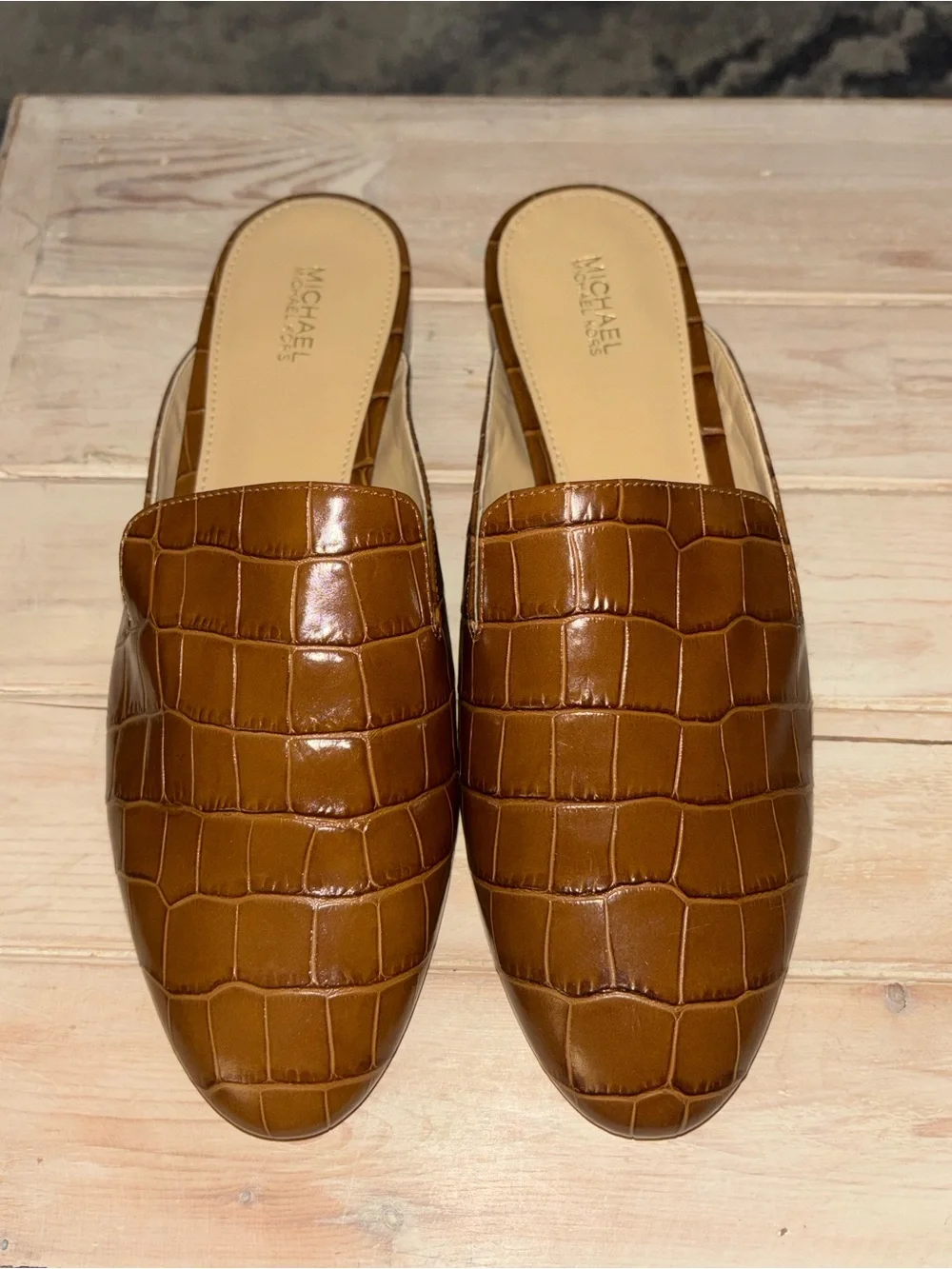 Michael Kors Natasha Embossed Leather Mules Slide On Clogs Luggage Brown size 9